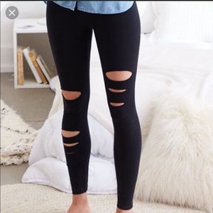 Aerie Chill Play Move ripped leggings